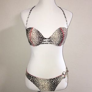 BEACH BUNNY BIKINI